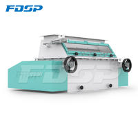 Double rollers electrical adjustment optional Poultry feed crumbling machine